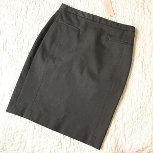 Banana Republic charcoal skirt, NWT!
